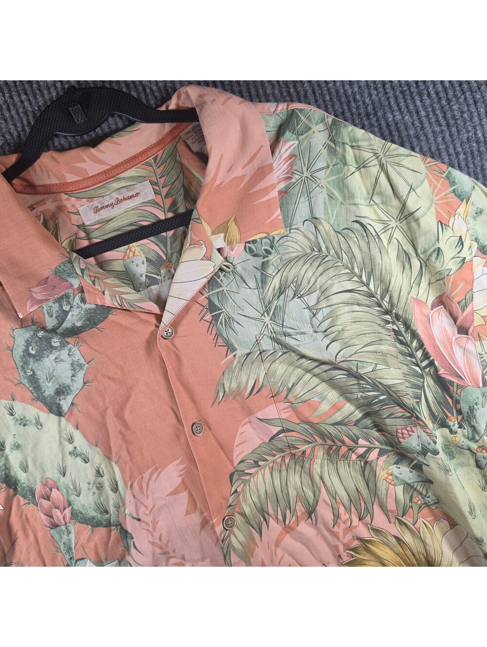 Tommy Bahama Mens XXL Silk Hawaiian Shirt Cactus Floral Camp Aloha Coral